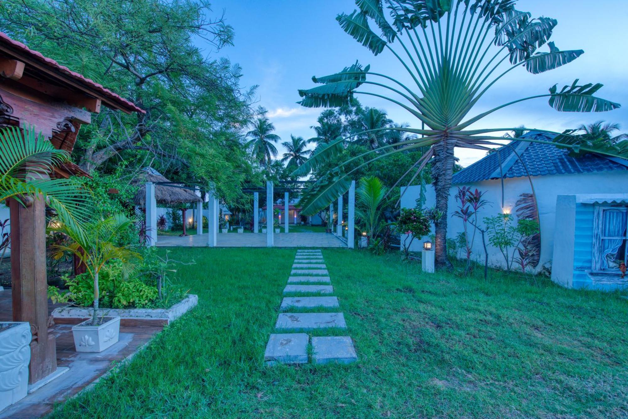 Le Epic Resort Virāmpattinam Exterior foto