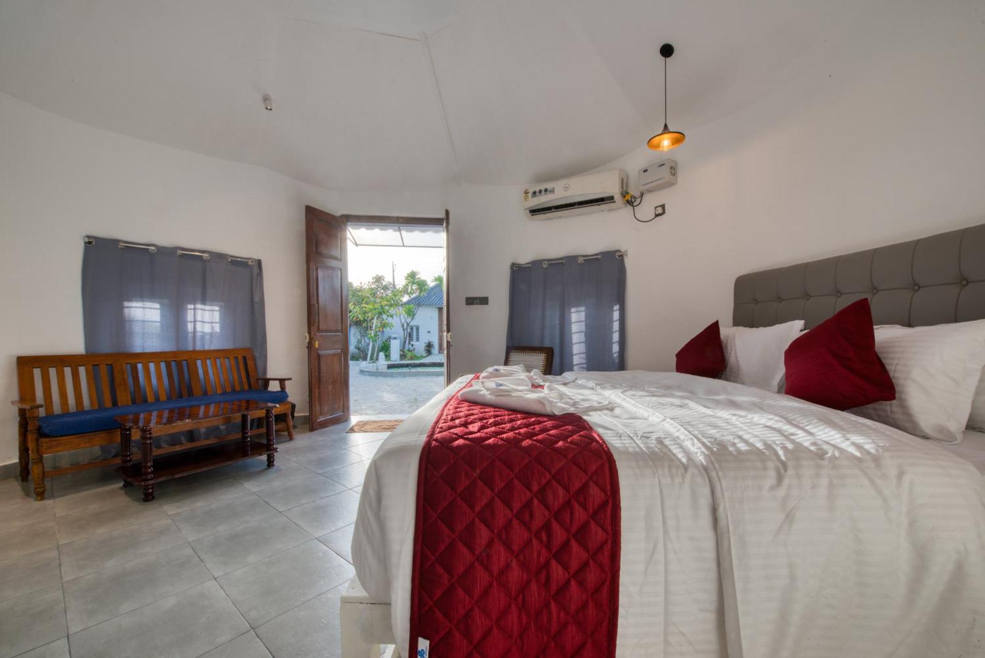 Le Epic Resort Virāmpattinam Exterior foto